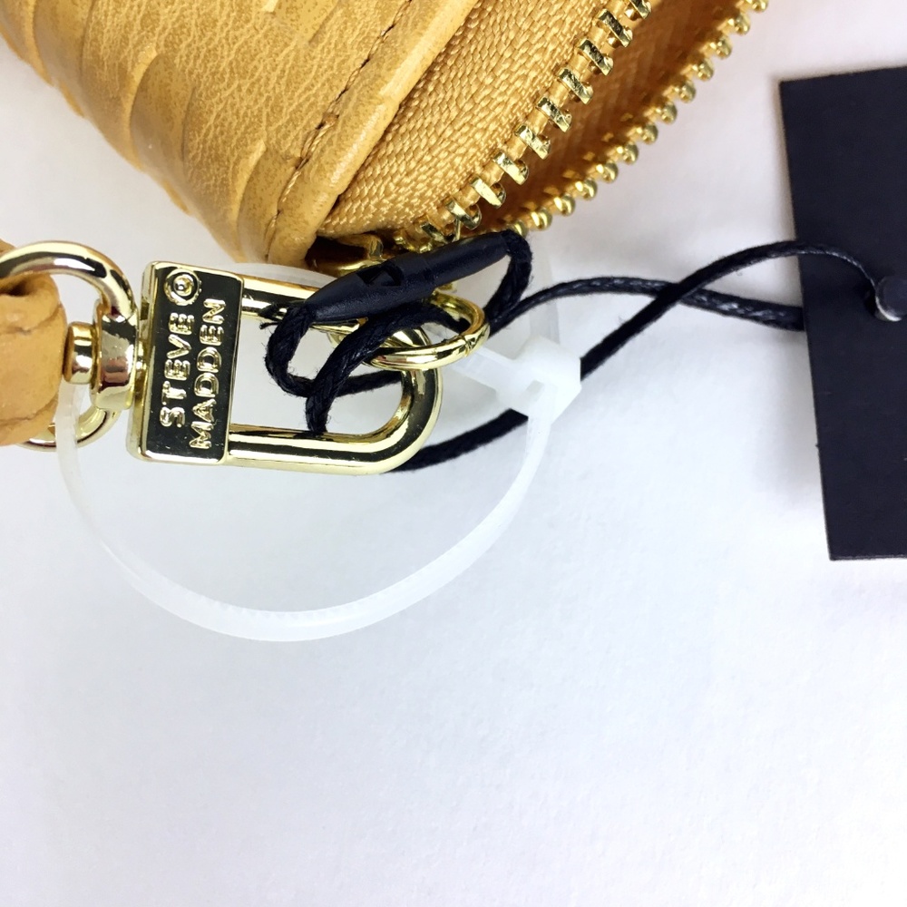 Steve Madden Zip Around Wallet/Wristlet Mustard - Picture 6 of 7